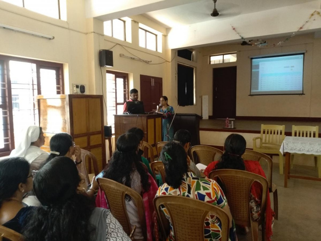 MOBILE APPLICATION PROGRAM FOR TEACHERS BY SMART SCHOOL